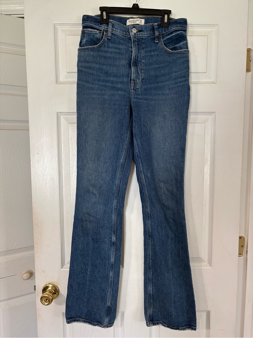 Abercrombie & Fitch Ultra High Rise 70s Vintage Flare Jeans